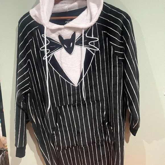 6/$25 Disney Jack Skeleton Nightmare before Christmas Soft Hoodie - Picture 7 of 8